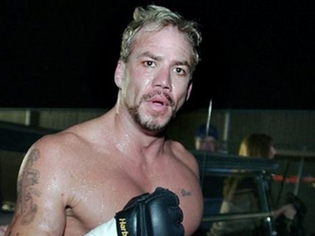 У США помер екс-чемпіон світу за версією WBO Томмі Моррісон У США помер екс-чемпіон світу за версією WBO Томмі Моррісон