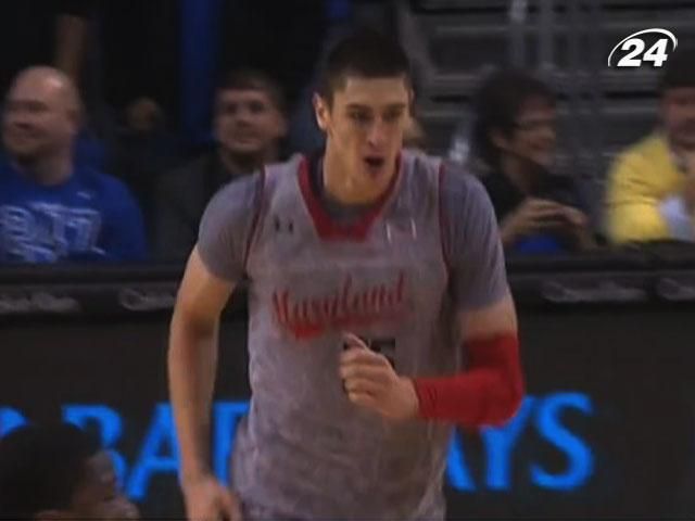 Баскетбол NBA: Олексій Лень повністю залікував травму