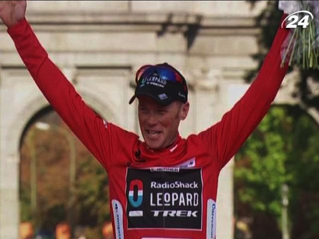 41-летний Хорнер стал самым возрастным победителем в истории "гранд туров" 41-летний Хорнер стал самым возрастным победителем в истории "гранд туров"