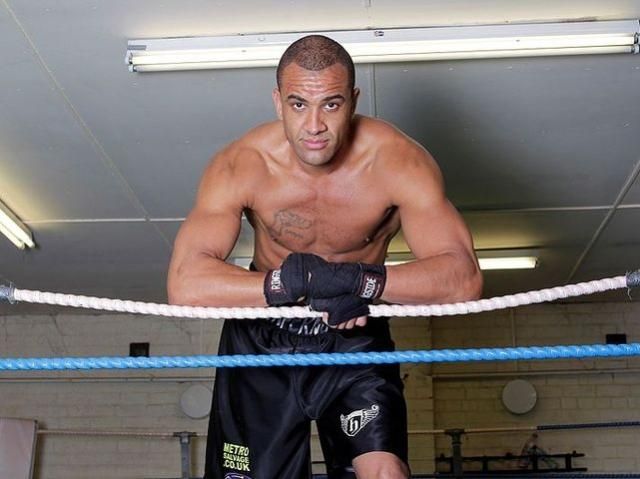 Поветкин будет тренироваться с бывшим спарринг-партнером Кличко Поветкин будет тренироваться с бывшим спарринг-партнером Кличко