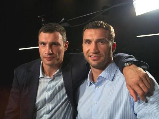 Повєткін навіть не підозрює, що боксує проти двох братів, - Віталій Кличко Повєткін навіть не підозрює, що боксує проти двох братів, - Віталій Кличко