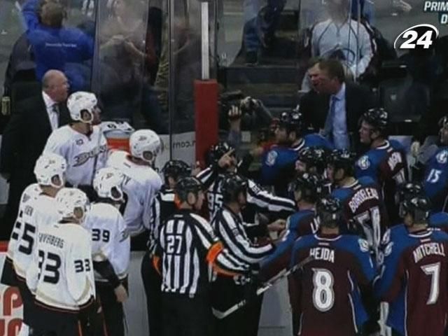 После матча "Колорадо" - "Анахайм" чуть не подрались тренеры После матча "Колорадо" - "Анахайм" чуть не подрались тренеры