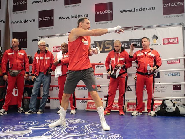 Кличко грозит поражение, если дойдет до подсчета очков, - экс-чемпион Европы Кличко грозит поражение, если дойдет до подсчета очков, - экс-чемпион Европы