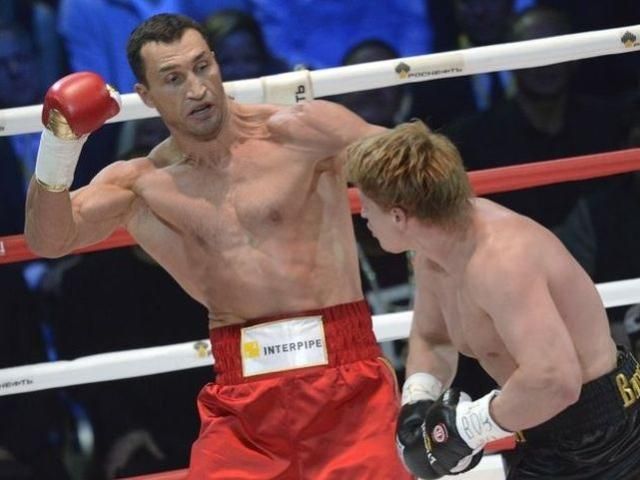 Найяскравіші моменти бою Кличко-Повєткін (Фото) Найяскравіші моменти бою Кличко-Повєткін (Фото)