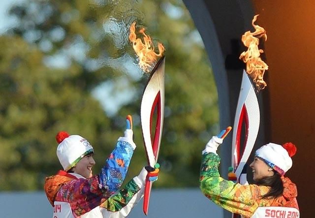 В Кремле олимпийский факел погас (Відео)