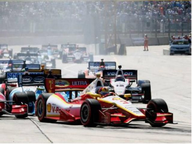 Гонка в США закінчилася аварією: постраждали 13 людей Гонка в США закінчилася аварією: постраждали 13 людей