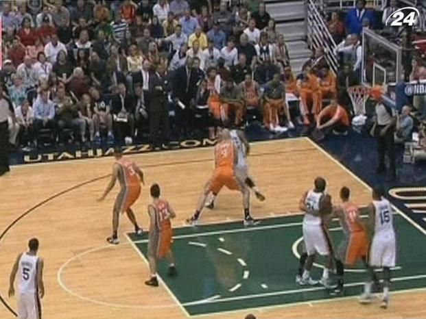 NBA: Эмека Окафор - новый конкурент Кравцова и Леня в "Финиксе" NBA: Эмека Окафор - новый конкурент Кравцова и Леня в "Финиксе"