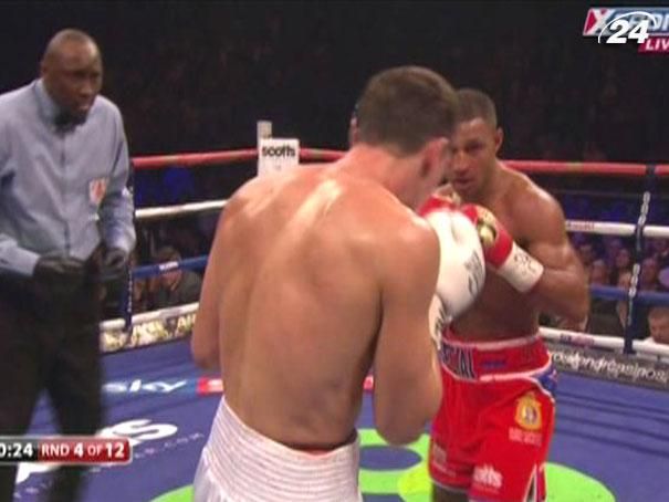 Украинский боксер Вячеслав Сенченко уступил британцу Келу Бруку Украинский боксер Вячеслав Сенченко уступил британцу Келу Бруку