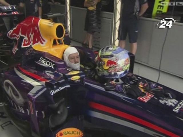 Формула-1: Феттель завоював уже дев’ятий поул-позишн - 24 ноября 2013 - Телеканал новин 24 Формула-1: Феттель завоював уже дев’ятий поул-позишн - 24 ноября 2013 - Телеканал новин 24