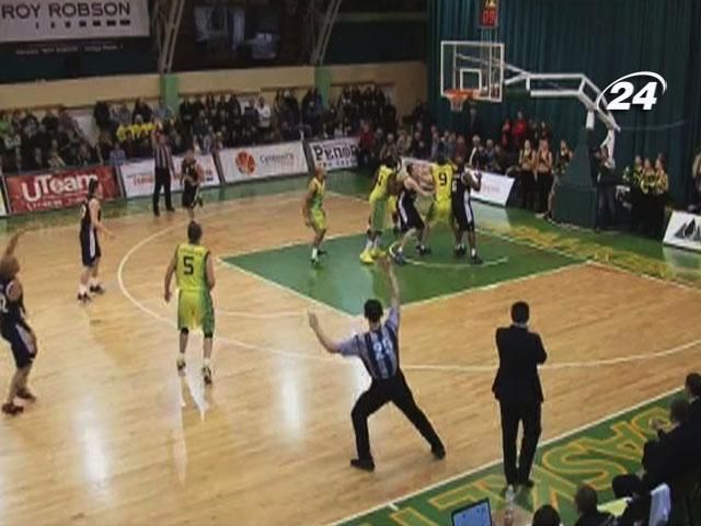 Трое баскетболистов попали в символическую сборную недели Суперлиги Трое баскетболистов попали в символическую сборную недели Суперлиги