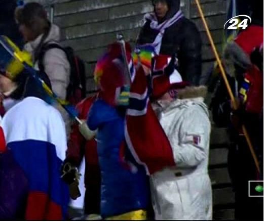 Біатлон. Жіночу індивідуальну гонку скасували через негоду Біатлон. Жіночу індивідуальну гонку скасували через негоду