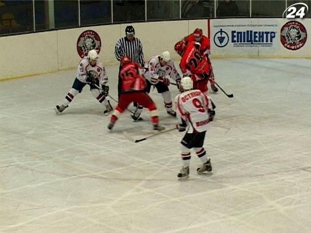 Хоккеисты "Сокола" бойкотируют матч в чемпионате Украины Хоккеисты "Сокола" бойкотируют матч в чемпионате Украины