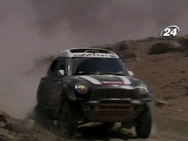 Петрансель возглавил зачет внедорожников в "Дакаре" Петрансель возглавил зачет внедорожников в "Дакаре"