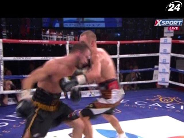 Бокс: Бурсак потерял пояс континентального чемпиона WBA