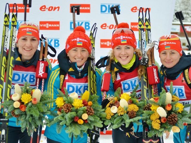 Женская биатлонная сборная завоевала золото в Сочи Женская биатлонная сборная завоевала золото в Сочи