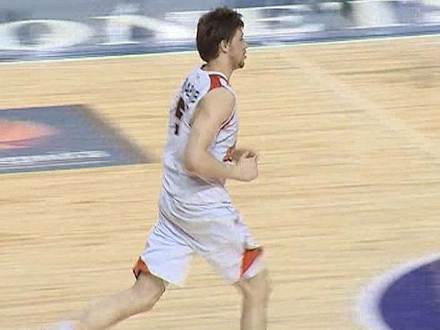 Кравцов близький до підписання контракту з "Летувас Рітас" Кравцов близький до підписання контракту з "Летувас Рітас"