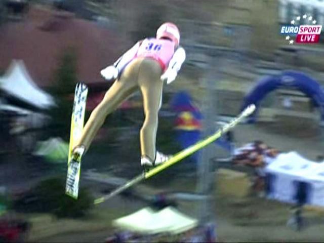 Прыжки с трамплина. Антонин Хайек получил травму на чемпионате мира Прыжки с трамплина. Антонин Хайек получил травму на чемпионате мира