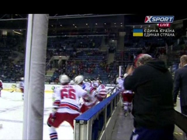 "Донбас" поступається у серії проти ризького "Динамо" "Донбас" поступається у серії проти ризького "Динамо"