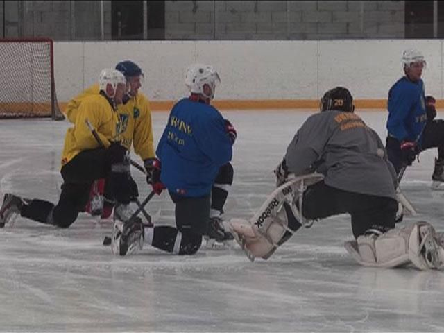 Сборная Украины по хоккею готовится к чемпионату мира