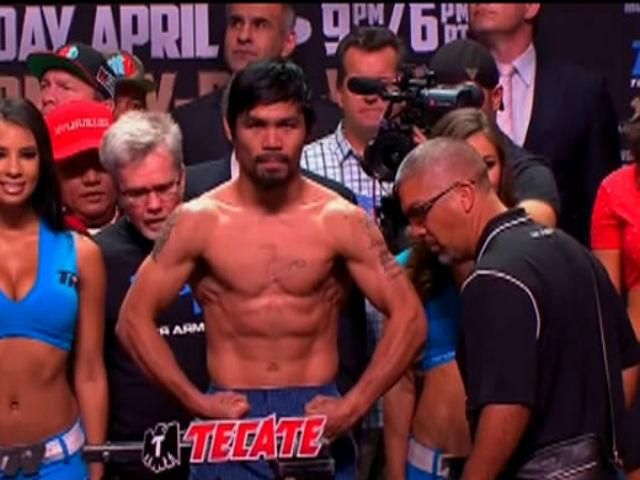 Бокс. Мэнни Пакьяо и Тимоти Брэдли показали одинаковый вес - 65,9 кг Бокс. Мэнни Пакьяо и Тимоти Брэдли показали одинаковый вес - 65,9 кг