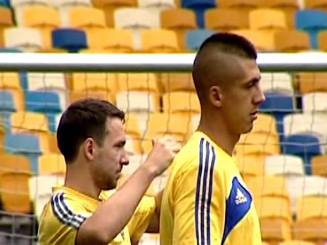 Спортивный обзор: потери футбольной сборной, теннисист Вавринка сменил имя Спортивный обзор: потери футбольной сборной, теннисист Вавринка сменил имя