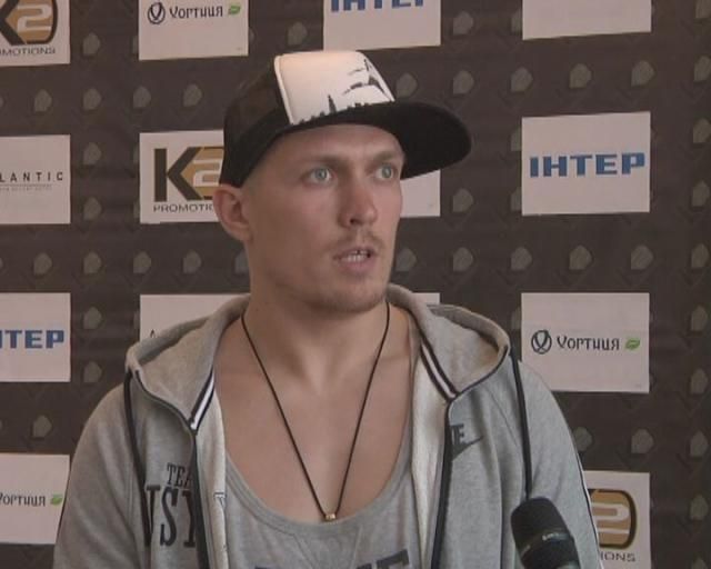 Бокс. Усик готується до бою з Кренсом Бокс. Усик готується до бою з Кренсом