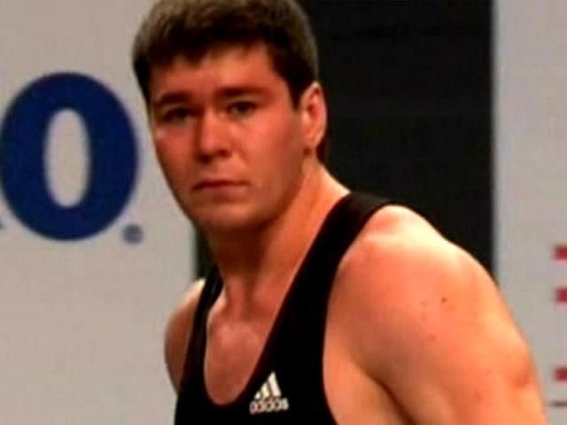 Спортивний огляд: український важкоатлет став росіянином, Тейшейра одружився Спортивний огляд: український важкоатлет став росіянином, Тейшейра одружився