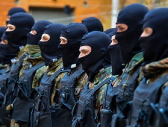 Ультрас "Динамо" вступают в батальон "Азов"