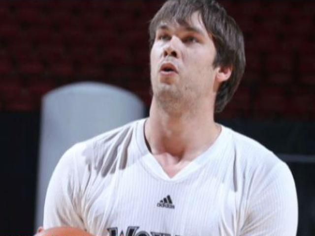 Спортивний огляд: Серена Вільямс повернулась до тренувань, Луї ван Гал продасть 10 гравців Спортивний огляд: Серена Вільямс повернулась до тренувань, Луї ван Гал продасть 10 гравців