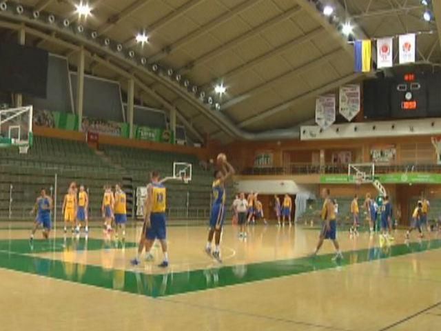 Збірна України готується до дебюту на Чемпіонаті Світу Збірна України готується до дебюту на Чемпіонаті Світу