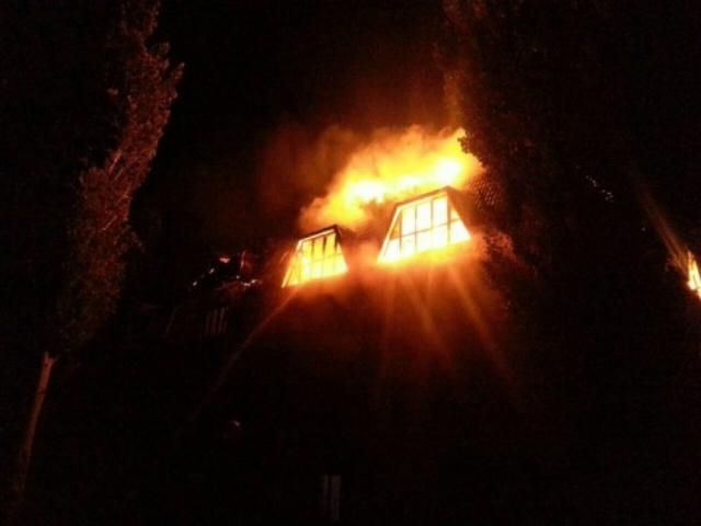 Тренувальну базу "Шахтаря" розбомбили в Донецьку (Фото) Тренувальну базу "Шахтаря" розбомбили в Донецьку (Фото)