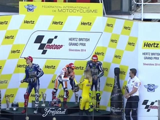 Спортивний огляд: Зевіна виборола дві срібні медалі, Соса підпише контракт із "Бешикташем" Спортивний огляд: Зевіна виборола дві срібні медалі, Соса підпише контракт із "Бешикташем"