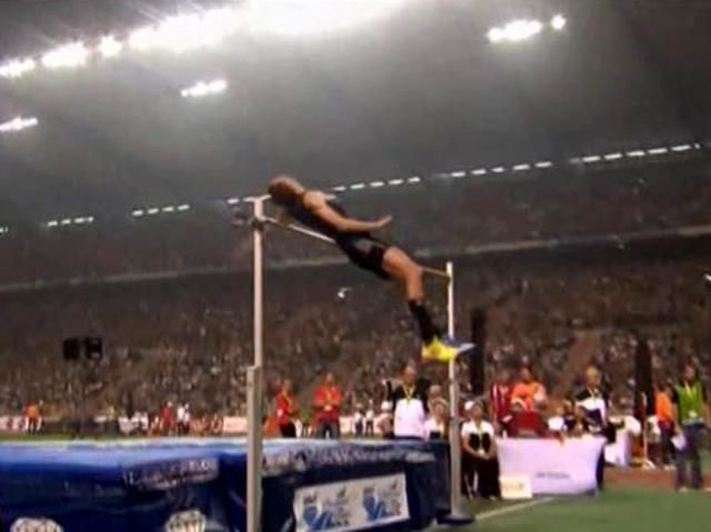 Бондаренко не сумел защитить титул чемпиона Бондаренко не сумел защитить титул чемпиона