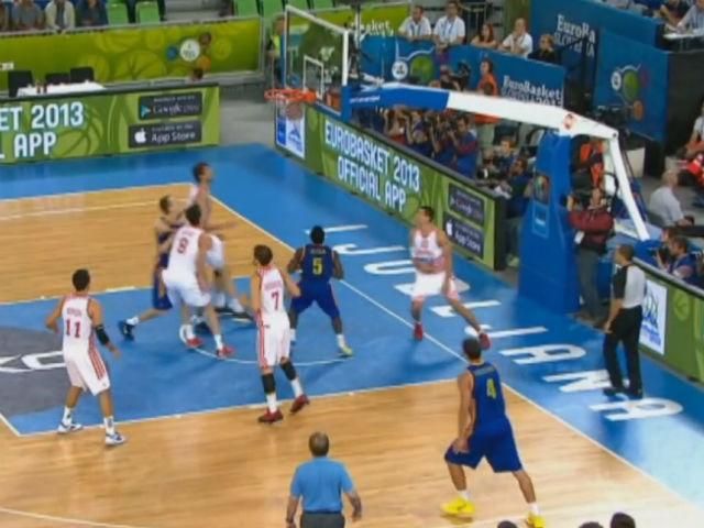 Спортивный обзор: Джетер не покинет "Шаньдун Лайонс", Жервиньо продлил контракт с "Ромой" Спортивный обзор: Джетер не покинет "Шаньдун Лайонс", Жервиньо продлил контракт с "Ромой"