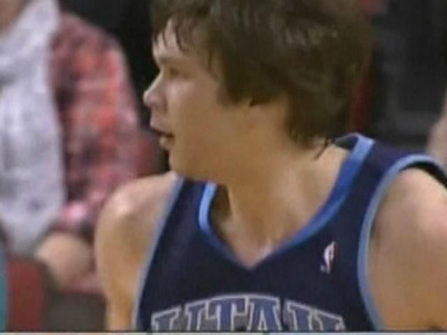 Баскетбол. Кирило Фесенко підписав контракт із "Міннесотою" Баскетбол. Кирило Фесенко підписав контракт із "Міннесотою"