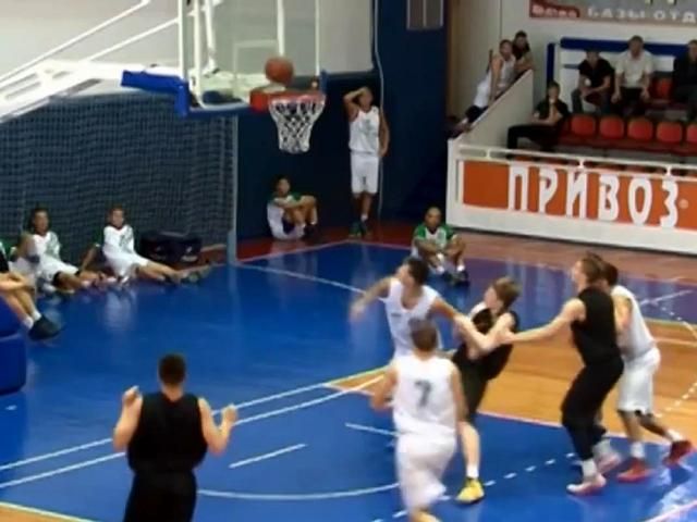 Спортивный обзор:"Днепр-Азот" победил "Черкасских Мавп", сборная Польши выиграла ЧМ по волейболу Спортивный обзор:"Днепр-Азот" победил "Черкасских Мавп", сборная Польши выиграла ЧМ по волейболу