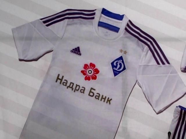 Спортивний огляд. Лавріновіч подає в суд на "Будівельник", Ярмоленко допомагає армії Спортивний огляд. Лавріновіч подає в суд на "Будівельник", Ярмоленко допомагає армії