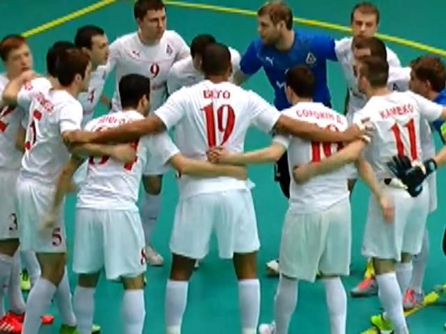 Спортивный обзор: "Локомотив" будет играть против "Барселоны", Моуриньо остается в "Челси" Спортивный обзор: "Локомотив" будет играть против "Барселоны", Моуриньо остается в "Челси"