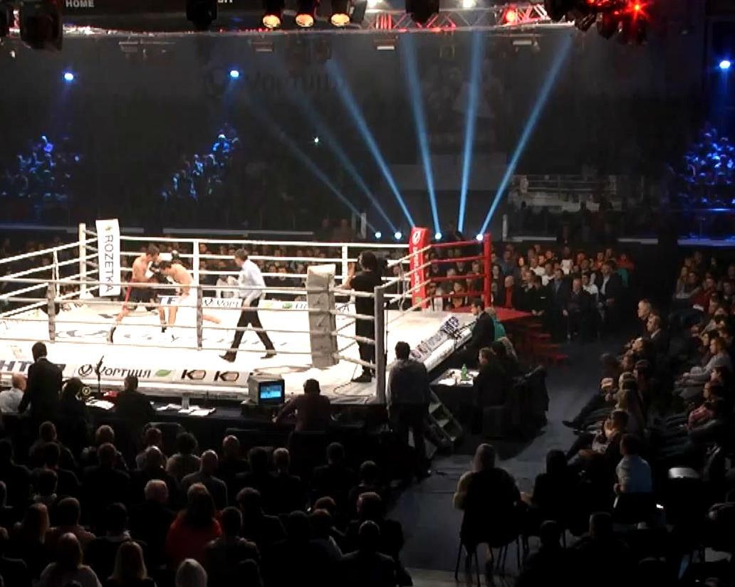 Бокс. Сенченко триумфально вернулся на ринг Бокс. Сенченко триумфально вернулся на ринг