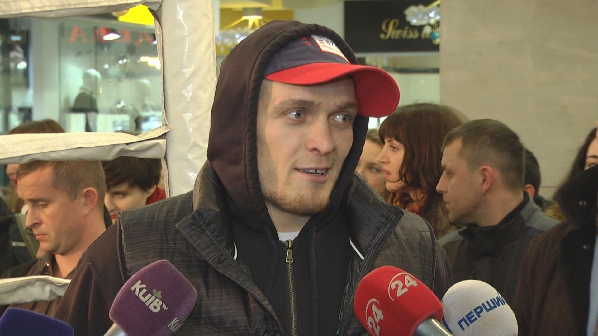 Олександр Усик завершив підготовку до бою проти Дені Вентера Олександр Усик завершив підготовку до бою проти Дені Вентера