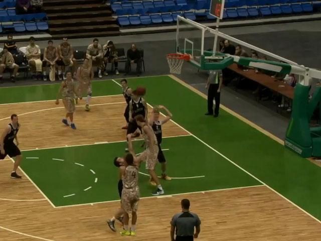 Баскетбол. "Будівельник" здобув дванадцяту поспіль перемогу в суперлізі Баскетбол. "Будівельник" здобув дванадцяту поспіль перемогу в суперлізі