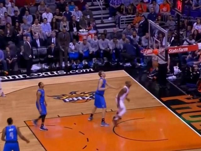 Баскетбол. "Фінікс" виграв у "Далласа" Баскетбол. "Фінікс" виграв у "Далласа"