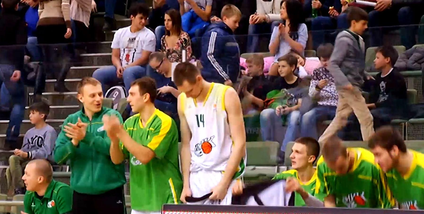 Баскетбол: "Химик" уверенно прорывается к победе Баскетбол: "Химик" уверенно прорывается к победе