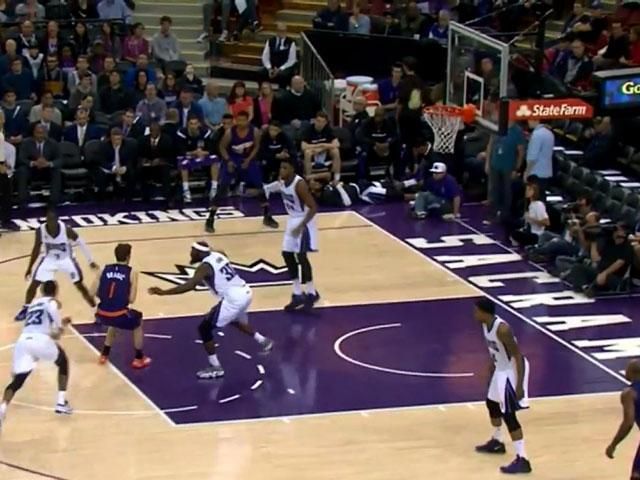 Баскетбол. Дабл-дабл Леня помог "Финиксу" одолеть "Сакраменто" Баскетбол. Дабл-дабл Леня помог "Финиксу" одолеть "Сакраменто"