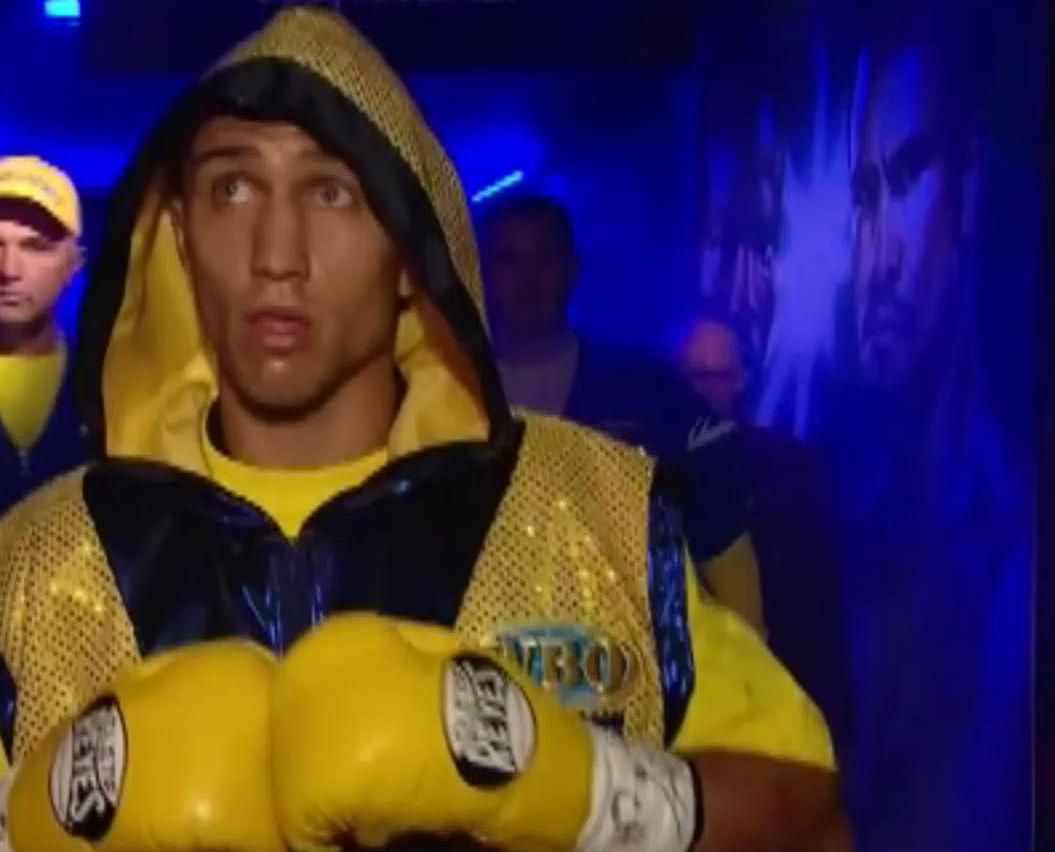 Ломаченко претендует на звание "боксер года" Ломаченко претендует на звание "боксер года"