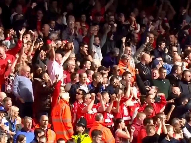 Спортивний огляд: Джерард гратиме в "Лос-Анджелес Гелексі", Буренко — в "Баронс" Спортивний огляд: Джерард гратиме в "Лос-Анджелес Гелексі", Буренко — в "Баронс"