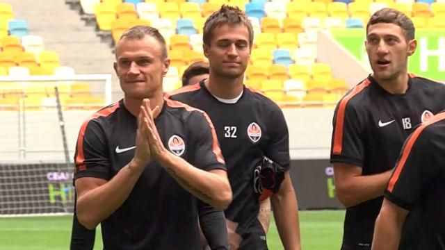 Спортивний огляд: Іван Голуб здобув перемогу на профі-рингу, Шахтар вирушив до Іспанії Спортивний огляд: Іван Голуб здобув перемогу на профі-рингу, Шахтар вирушив до Іспанії