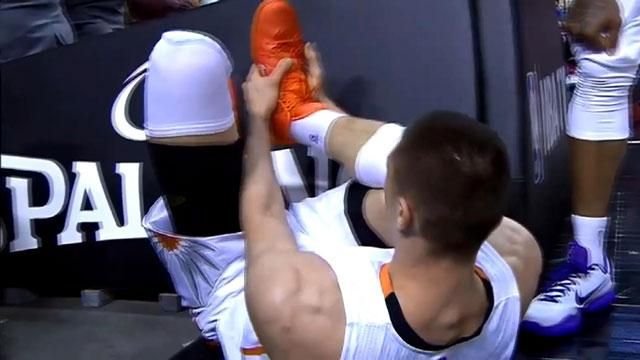 Баскетбол. Лень травмував щиколотку в матчі проти "Портленда" Баскетбол. Лень травмував щиколотку в матчі проти "Портленда"