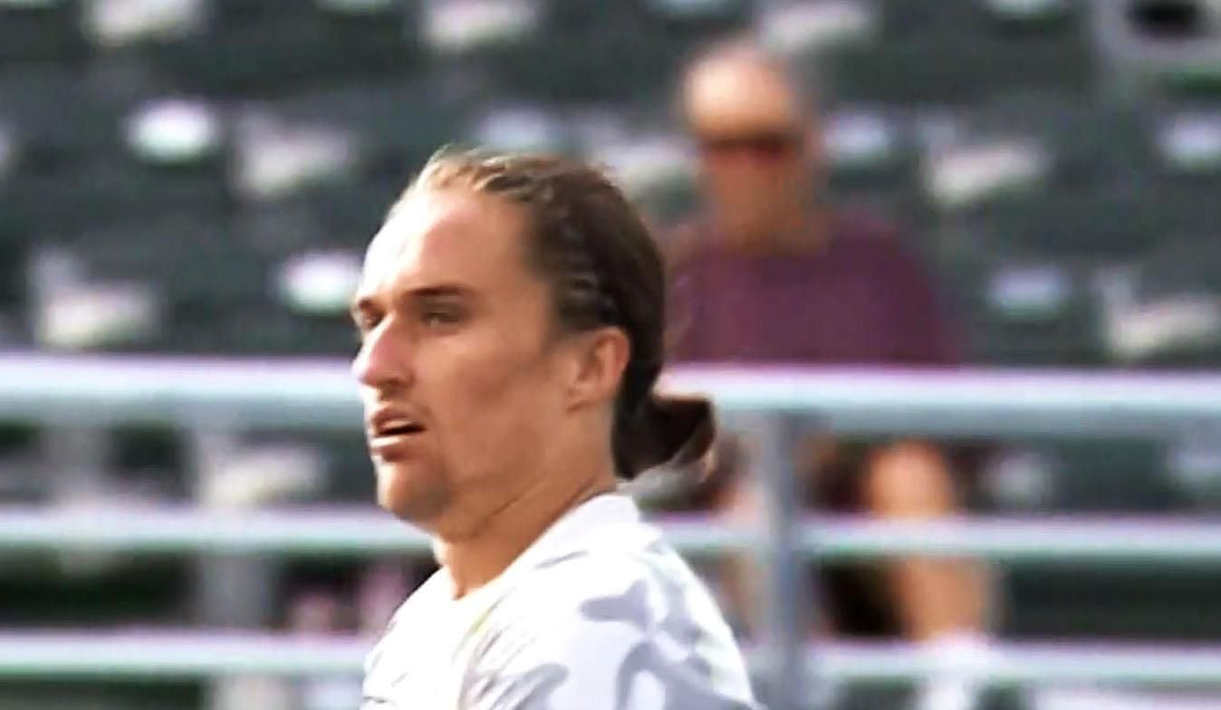 Теннис. Долгополов переиграл россиянина Габашвили Теннис. Долгополов переиграл россиянина Габашвили