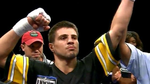 Бокс. Хитров планирует провести два поединка всего за 5 недель Бокс. Хитров планирует провести два поединка всего за 5 недель